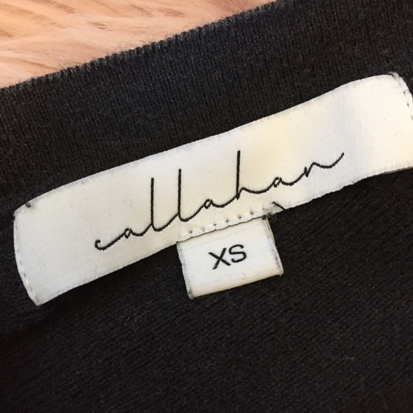 Callahan Anthropologie Soft V-Back Sweatshirt - Picture 11 of 16